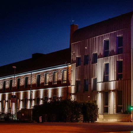 Ruben Hotel Zielona Gora Dış mekan fotoğraf