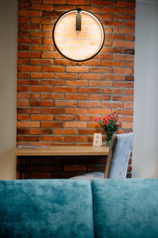 Ruben Hotel Zielona Gora Dış mekan fotoğraf