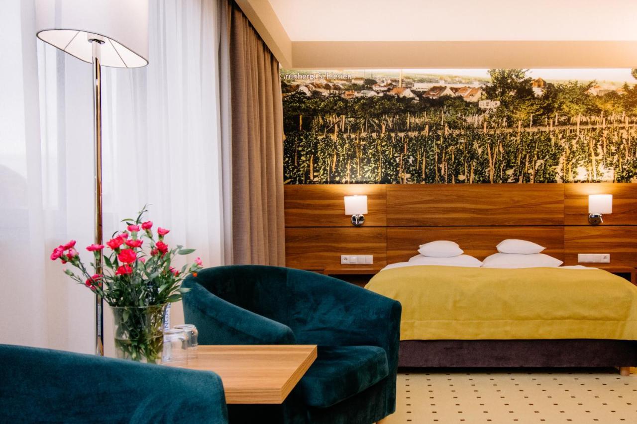 Ruben Hotel Zielona Gora Dış mekan fotoğraf
